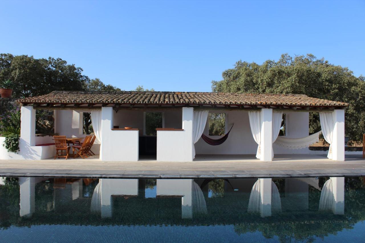 Herdade Dos Alfanges "The Barn" Viana do Alentejo Ngoại thất bức ảnh