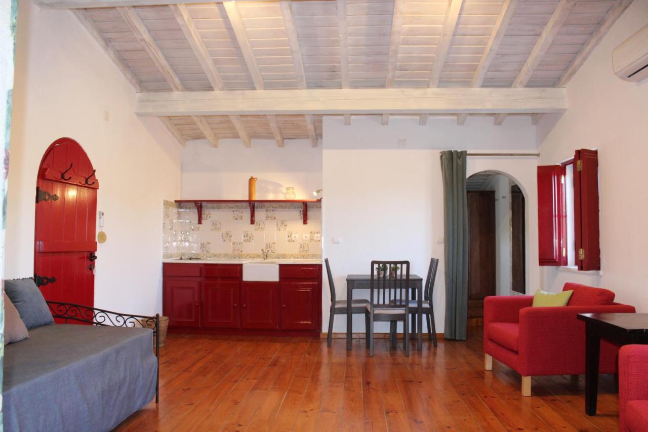 Herdade Dos Alfanges "The Barn" Viana do Alentejo Ngoại thất bức ảnh