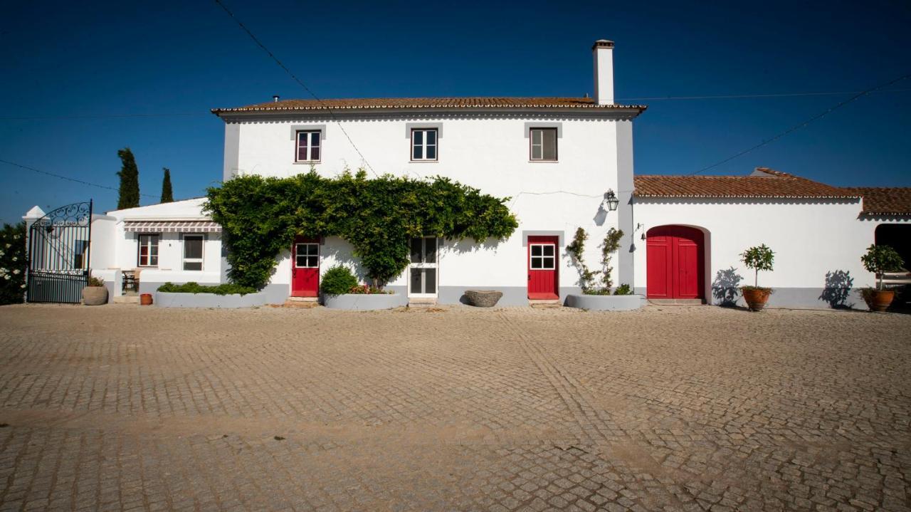 Herdade Dos Alfanges "The Barn" Viana do Alentejo Ngoại thất bức ảnh
